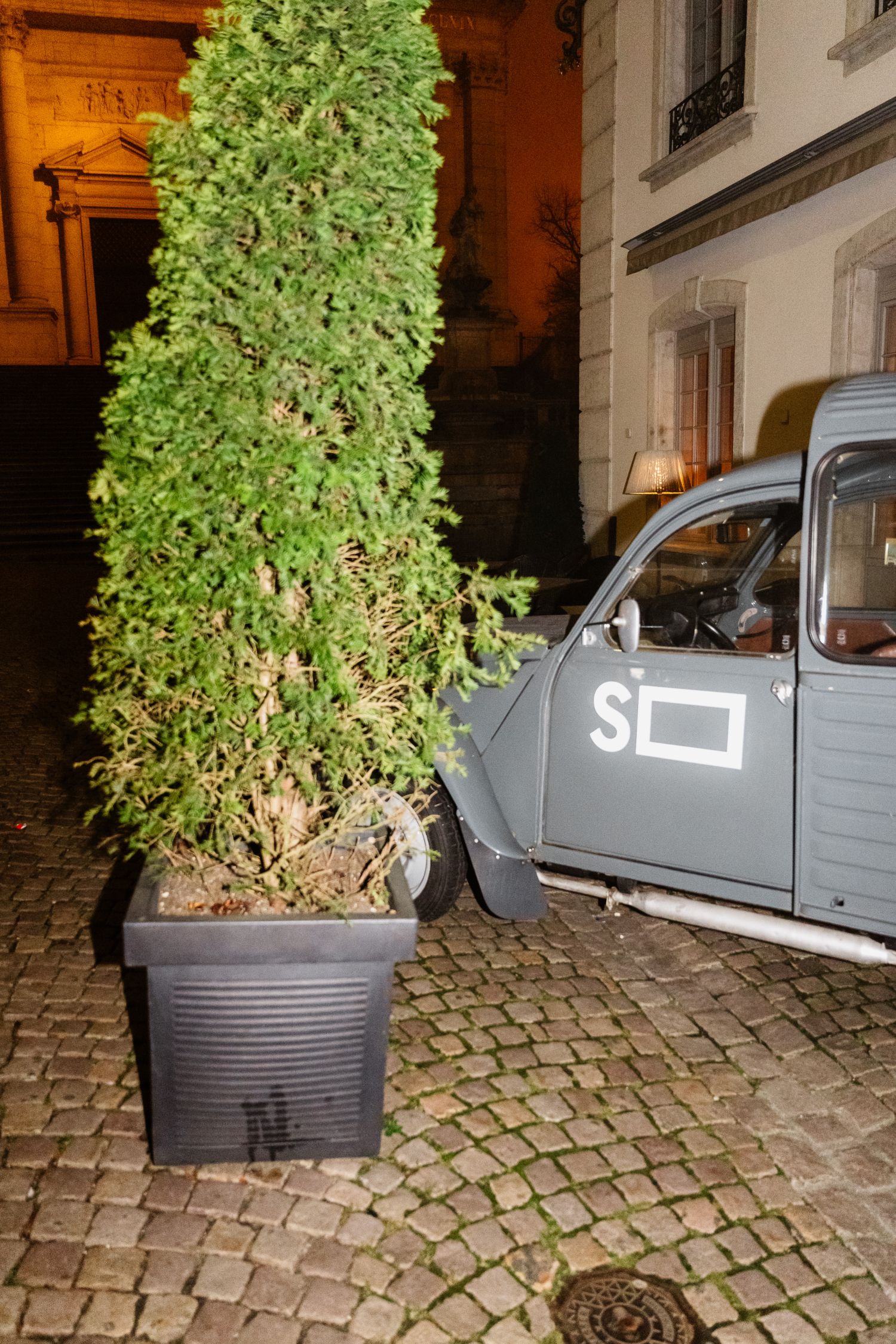 0098_60SFT_Dienstag_ProjectionSpeciale_bymoduleplus__DSC0336-2
