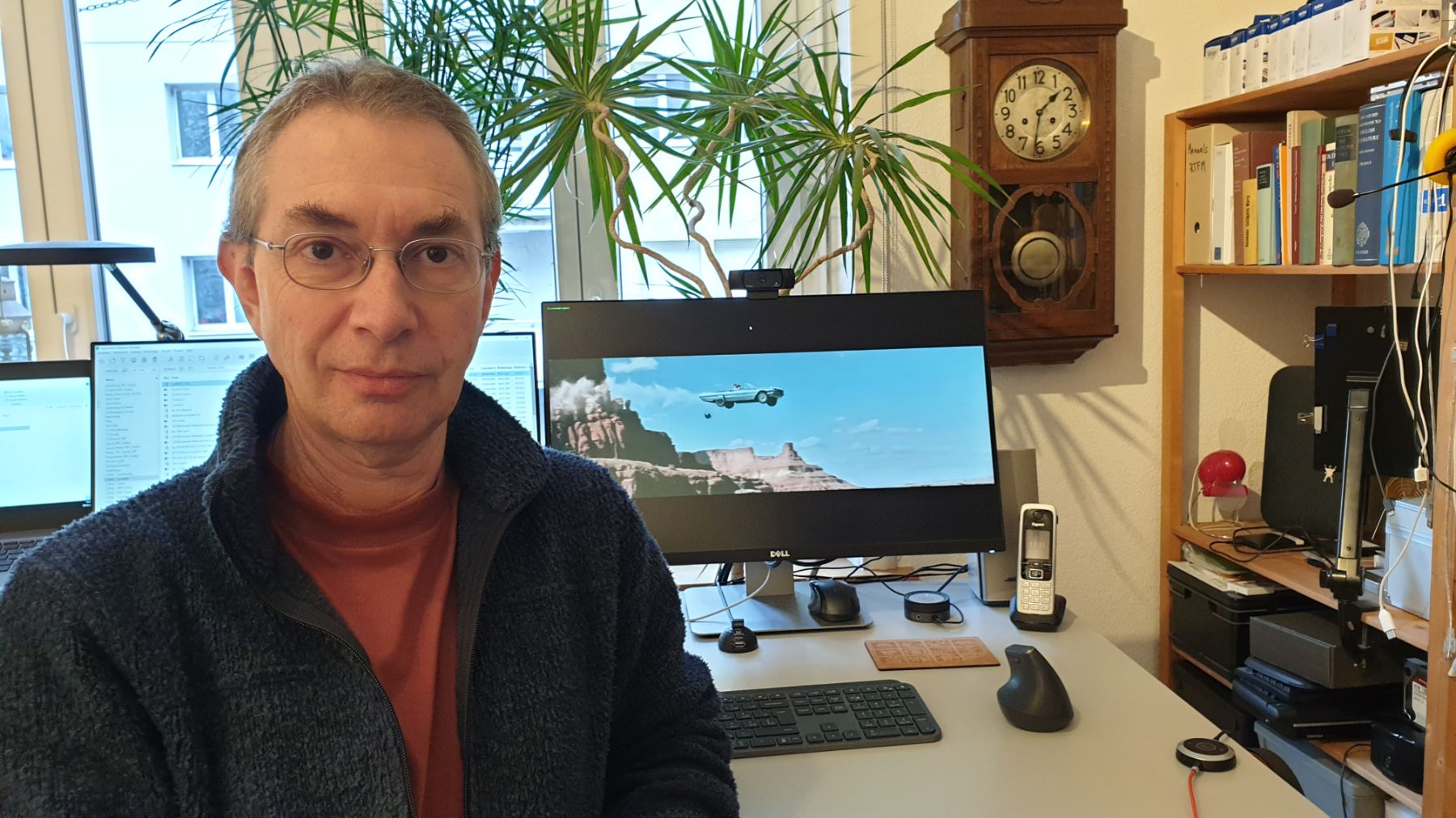 Michael Sennhauser dans son bureau